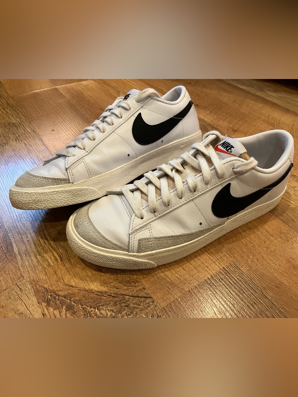 Nike Blazer Low ’77 Vintage White Black Size 8.5 DA6364-101